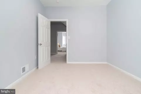 320 E 21st St E, Baltimore, MD 21218 photo 17