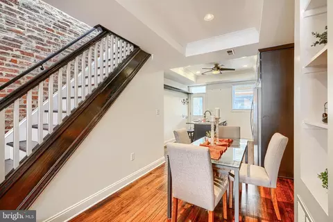 Entry Way - 22 Decker Ave S, Baltimore, MD 21224 photo 4 of 6