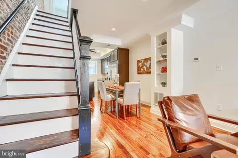 Entry Way - 22 Decker Ave S, Baltimore, MD 21224 photo 3 of 6