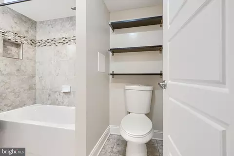 Bath - 22 Decker Ave S, Baltimore, MD 21224 photo 5 of 6