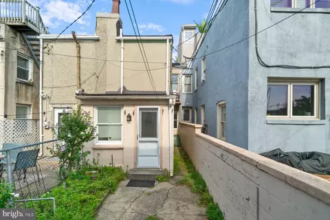 Exterior - 1105 Haubert St, Baltimore, MD 21230 photo 3 of 3