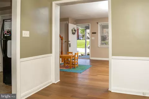 Entry Way - 1649 Gleneagle Rd, Baltimore, MD 21239 photo 3 of 3