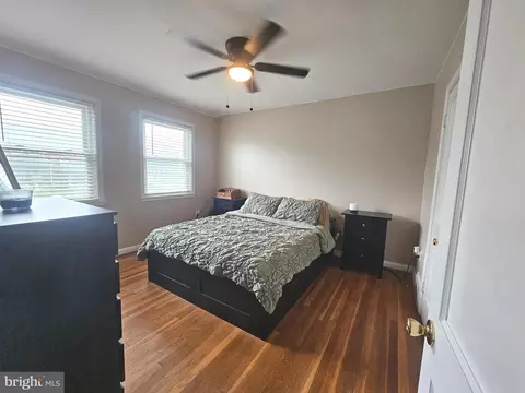 Bedroom - 1649 Gleneagle Rd, Baltimore, MD 21239 photo 1 of 4