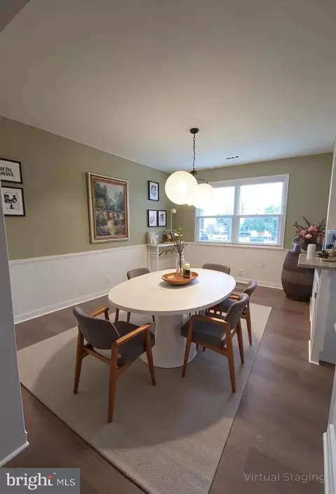 Dining - 1649 Gleneagle Rd, Baltimore, MD 21239 photo 1 of 1