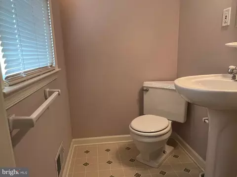 6011 Edna Ave, Baltimore, MD 21214 photo 18