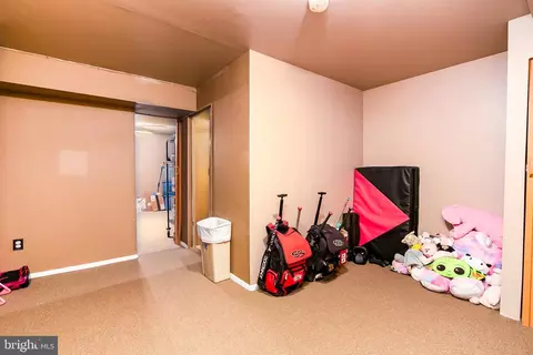 Other - 1102 Inner Cir, Baltimore, MD 21225 photo 3 of 6