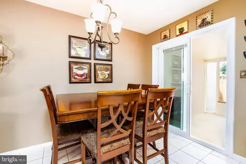 Dining - 1102 Inner Cir, Baltimore, MD 21225 photo 1 of 2