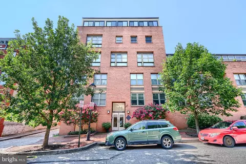 123 Barre St W #103, Baltimore, MD 21201