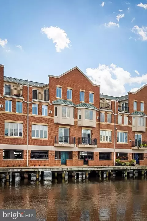 2327 Boston St #5, Baltimore, MD 21224