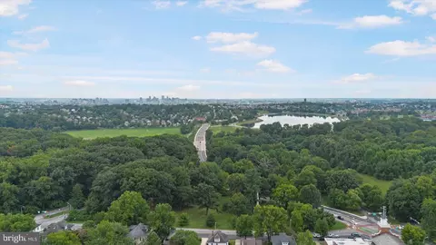 View/Area - 4301 Arabia Ave, Baltimore, MD 21214 photo 2 of 14