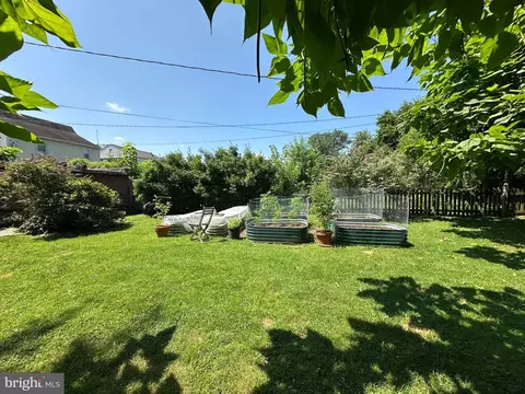 Exterior - 5512 Sefton Ave, Baltimore, MD 21214 photo 8 of 9