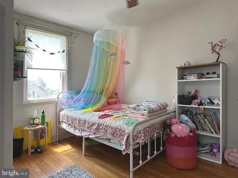 Bedroom - 5512 Sefton Ave, Baltimore, MD 21214 photo 5 of 7