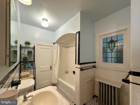 Bath - 5512 Sefton Ave, Baltimore, MD 21214 photo 2 of 8