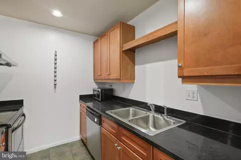 Kitchen - 1211 Light St #408, Baltimore, MD 21230 photo 3 of 3