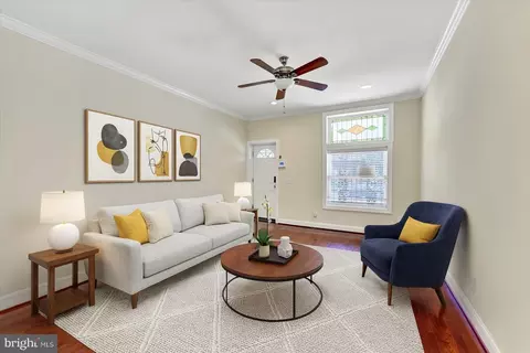 Living - 4000 Falls Rd, Baltimore, MD 21211 photo 1 of 7