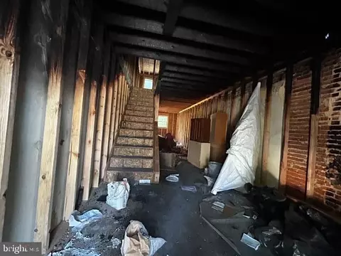 Entry Way - 1927 Mchenry St, Baltimore, MD 21223 photo 1 of 7
