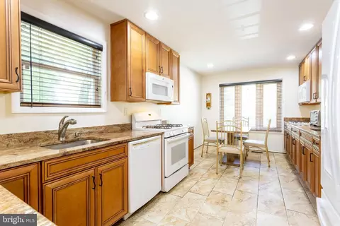 Kitchen - 3313 Claran Rd, Baltimore, MD 21215 photo 1 of 4
