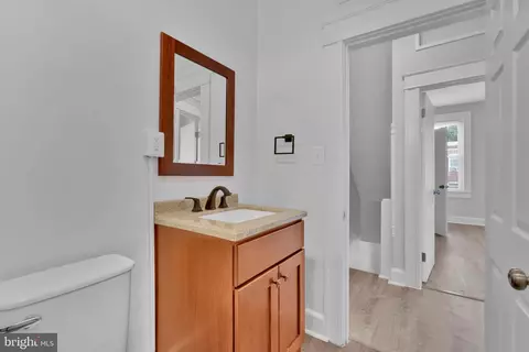 Entry Way - 747 E 37th St E, Baltimore, MD 21218 photo 10 of 14