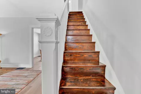 Entry Way - 747 E 37th St E, Baltimore, MD 21218 photo 7 of 14