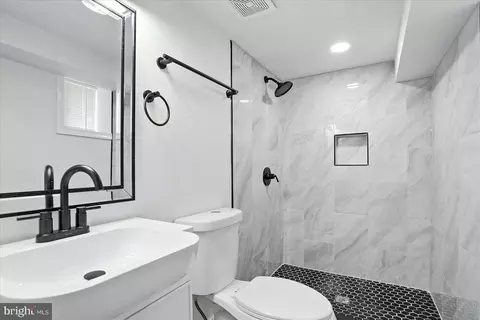 3709 Parkside Dr, Baltimore, MD 21206 photo 31