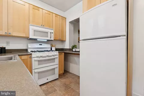 40 S Decker Ave, Baltimore, MD 21224 photo 9
