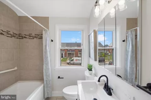 6112 Edlynne Rd, Baltimore, MD 21239 photo 27