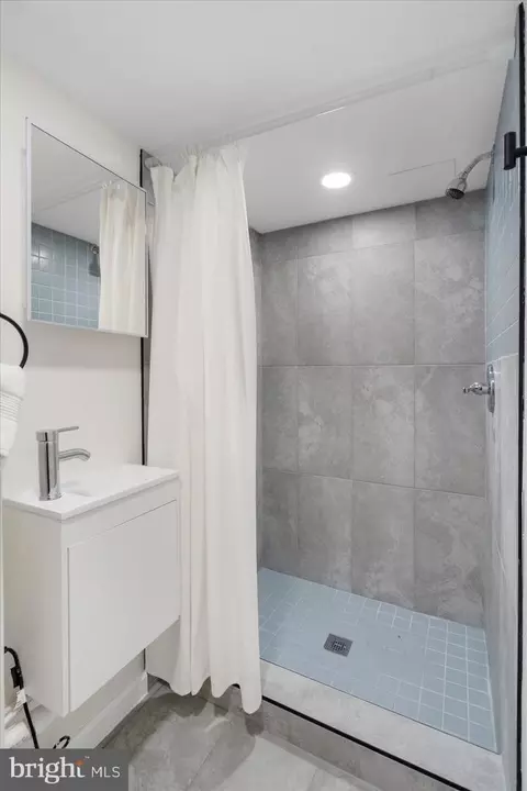 6112 Edlynne Rd, Baltimore, MD 21239 photo 38