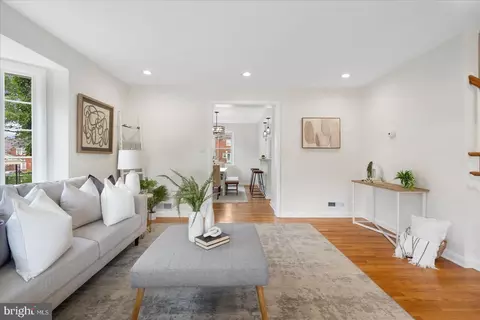 6112 Edlynne Rd, Baltimore, MD 21239 photo 8