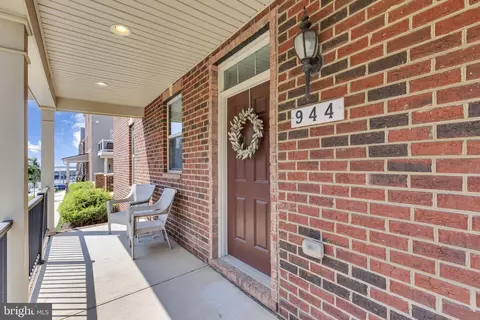 944 S Macon St, Baltimore, MD 21224 photo 2