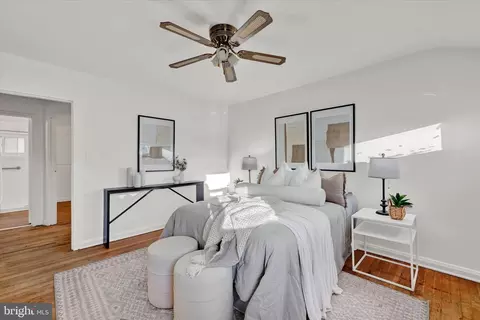 Bedroom - 626 Brisbane Rd, Baltimore, MD 21229 photo 2 of 2