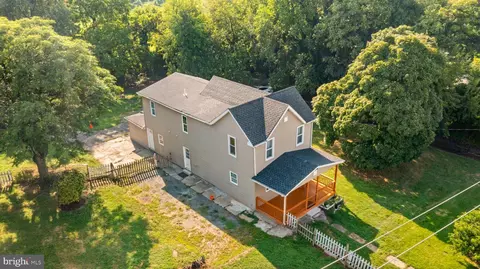 4400 6th St, Baltimore, MD 21225