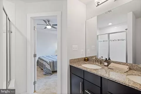 Entry Way - 4205 Skyview, Baltimore, MD 21211 photo 5 of 6