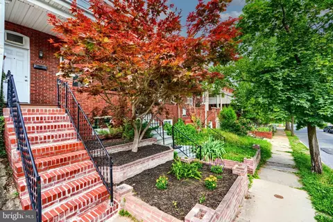 602 E 30th St, Baltimore, MD 21218 photo 3