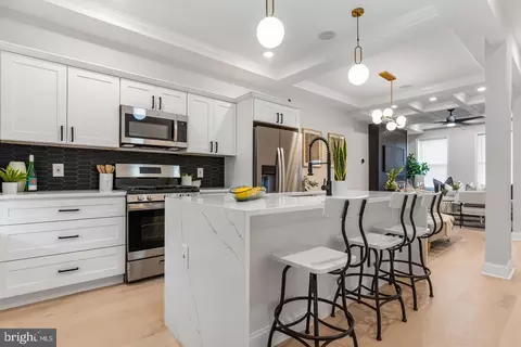 4027 Reisterstown Rd, Baltimore, MD 21215