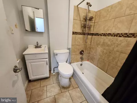 Bath - 2934 E Fayette St, Baltimore, MD 21224 photo 1 of 1