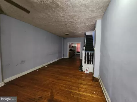 Entry Way - 2934 E Fayette St, Baltimore, MD 21224 photo 2 of 7