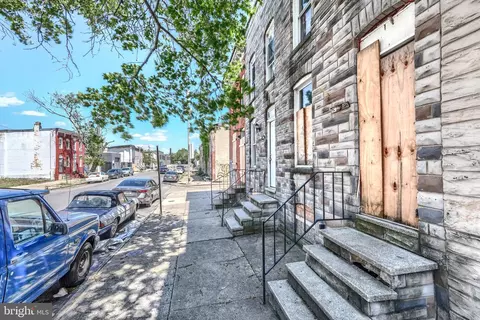 1827 Eagle St, Baltimore, MD 21223 photo 2