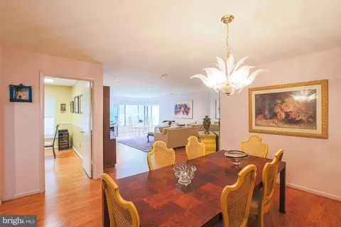 Dining - 3041 Fallstaff Rd #304D, Baltimore, MD 21209 photo 4 of 7