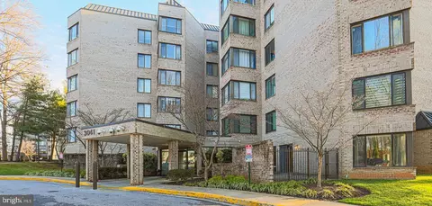 3041 Fallstaff Rd #304D, Baltimore, MD 21209