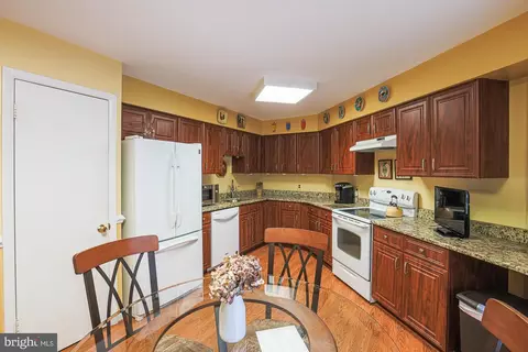 Kitchen - 3041 Fallstaff Rd #304D, Baltimore, MD 21209 photo 2 of 3