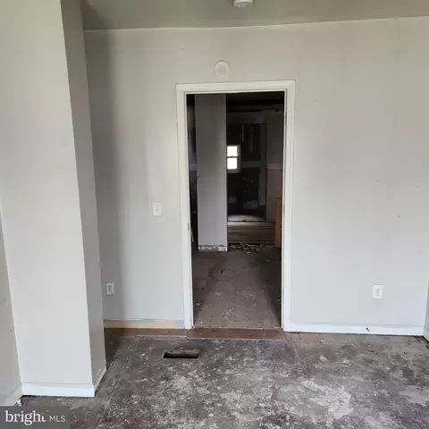 Entry Way - 1218 Mcculloh St, Baltimore, MD 21217 photo 29 of 31
