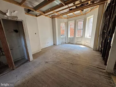 Living - 1218 Mcculloh St, Baltimore, MD 21217 photo 2 of 2