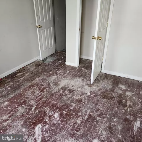 Entry Way - 1218 Mcculloh St, Baltimore, MD 21217 photo 30 of 31