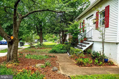 3312 Lerch Dr, Baltimore, MD 21214 photo 4