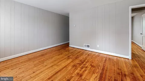 Living - 4441 Eldone Rd, Baltimore, MD 21229 photo 1 of 1