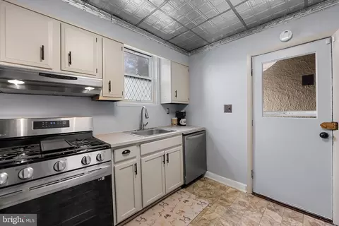 4604 Arabia Ave, Baltimore, MD 21214 photo 13