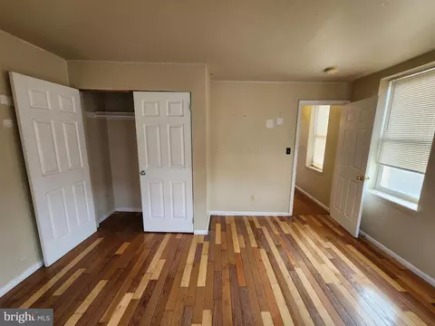 Bedroom - 118 S Mount St #2, Baltimore, MD 21223 photo 1 of 1