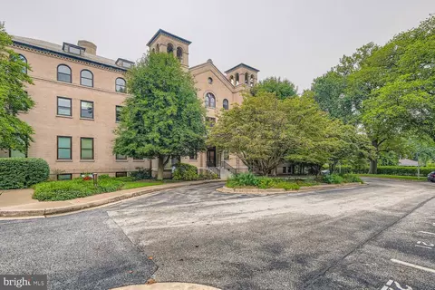 5712 Roland Ave #TC, Baltimore, MD 21210