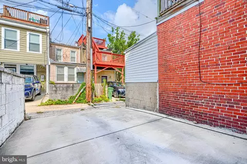 Exterior - 602 S Potomac St, Baltimore, MD 21224 photo 5 of 5
