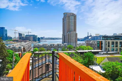 View/Area - 427 Grindall St #2, Baltimore, MD 21230 photo 2 of 5